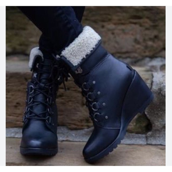 Sorel Women After Hours Lace Up Shearling Black Leather Wedge Boots fur collar 7 - Picture 2 of 11